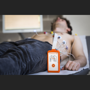 Electrocardiographe ECG Cardioline Touchecg HD+ Bluetooth (12 pistes) pour Android avec tablette 10