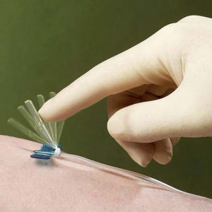 Microperfuseur sécurité Térumo Surflo Surshield (boite de 50)